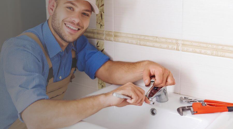 Handle or spout repair in Essex, MO